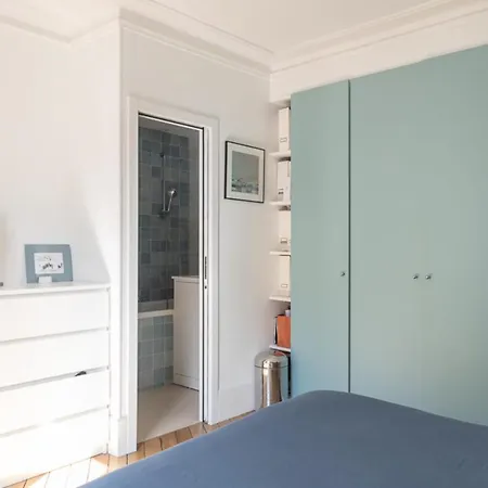 Spacious Peaceful And Bright Paris